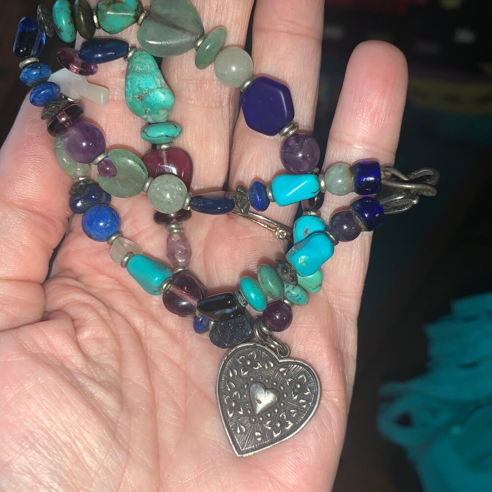 VINTAGE MULTI GEMSTONE TURQUOISE FETISH HEART CHOKER NECKLACE